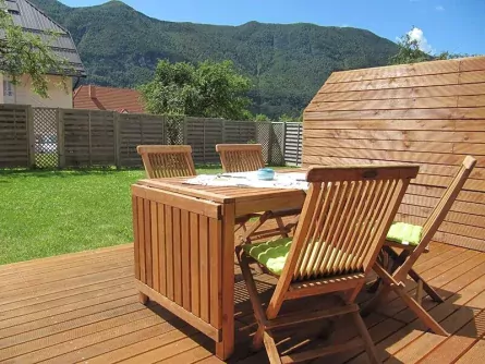 family active bovec outdoorvakantie slovenie apartmaji supermjau terras