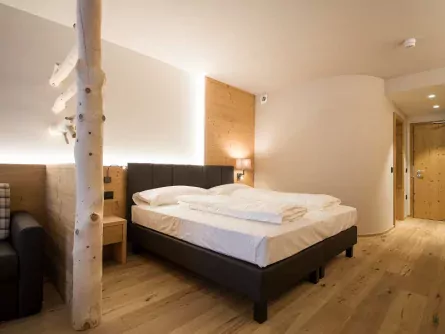 family active val di sole premium italie trentino zuid tirol commezzadura monroc hotel junior suite front