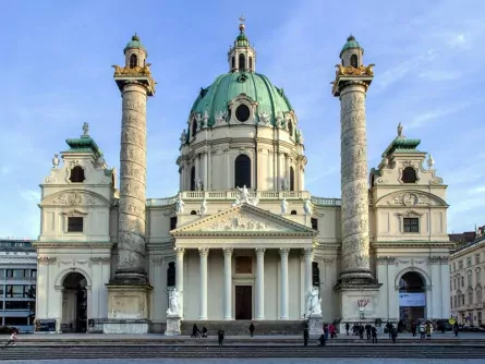 rondreis oostenrijk op maat  wenen karlskirche