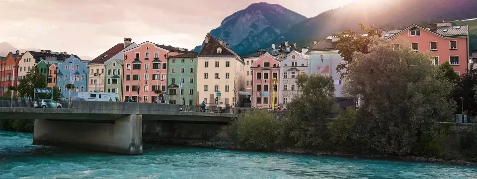 rondreis alpen op maat oostenrijk tirol innsbruck inn rivier