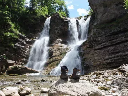 avontuurlijke familievakantie family active lofer pinzgau oostenrijk begeleide wandeling over het smokkelaarspad4