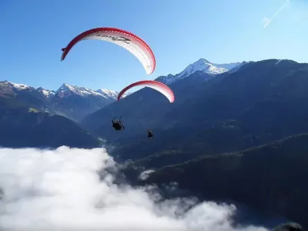 tandem paragliding in het zillertal tirol mayrhofen fuegen vakantie oostenrijk oostenrijkse alpen activiteit (5)