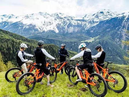 actieve gezinsvakantie outdoorvakantie families oostenrijk ötztal e mtb2