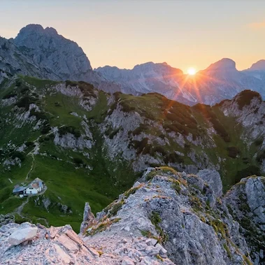 huttentocht gesäuse national park runde steiermark oostenrijk alpen st5 haindlkarhütte – admonter haus admonter warte zonsondergang
