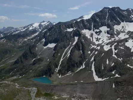 hutten~1