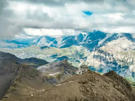 huttentocht interlaken bern zw schilthorn piz gloria