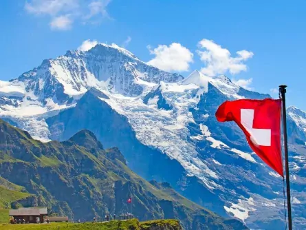 huttentocht interlaken kandersteg bern zwitserland jungfrau