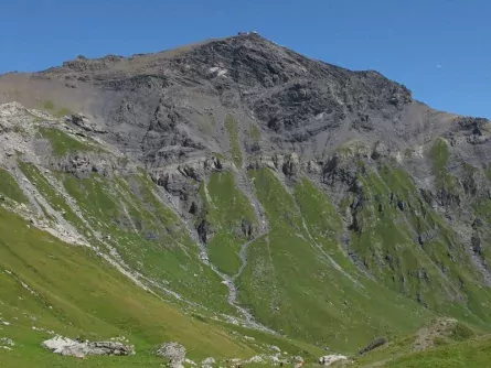 huttentocht interlaken kandersteg bern zwitserland schilthorn