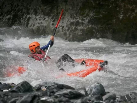 outdoor active samoëns avontuurlijke outdoorvakantie familie vrienden stellen frankrijk haute savoie airyak