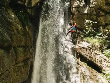 outdoor active samoëns avontuurlijke outdoorvakantie frankrijk haute savoie canyoning integral de balme