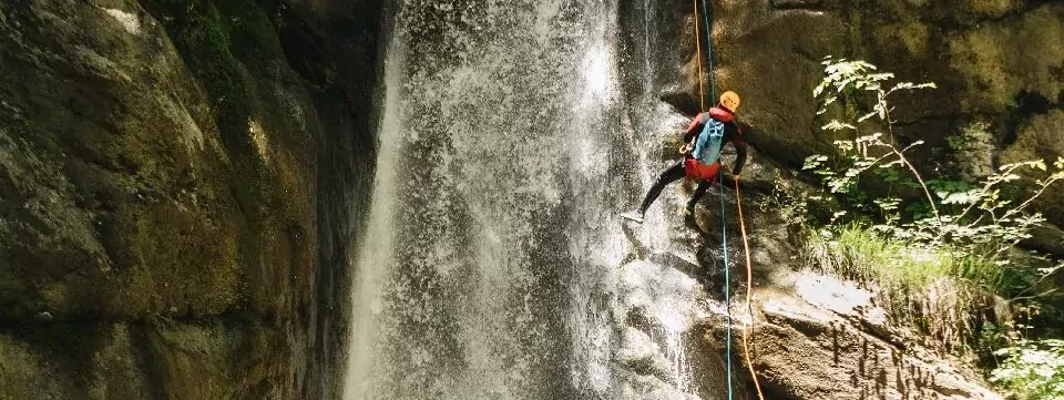 outdoor active samoëns avontuurlijke outdoorvakantie frankrijk haute savoie canyoning integral de balme