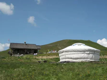 huttentocht savoie panorama frankrijk beaufort croix de pierre hut