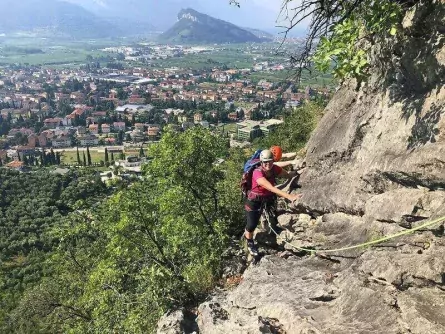 family outdoor active lago di garda actieve vakantie gardameer trentino zuid tirol italie mountaineering 2