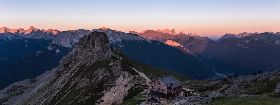 huttentocht dolomieten panorama val di fassa zuid tirol italie italiaanse alpen wandelvakantie apt val di fassa_andrea costa_roda de vael