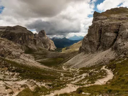 day 4   huttentocht puez odle nature_park dolomieten italiaanse alpen italie berghut day 4   passo gardena (20)