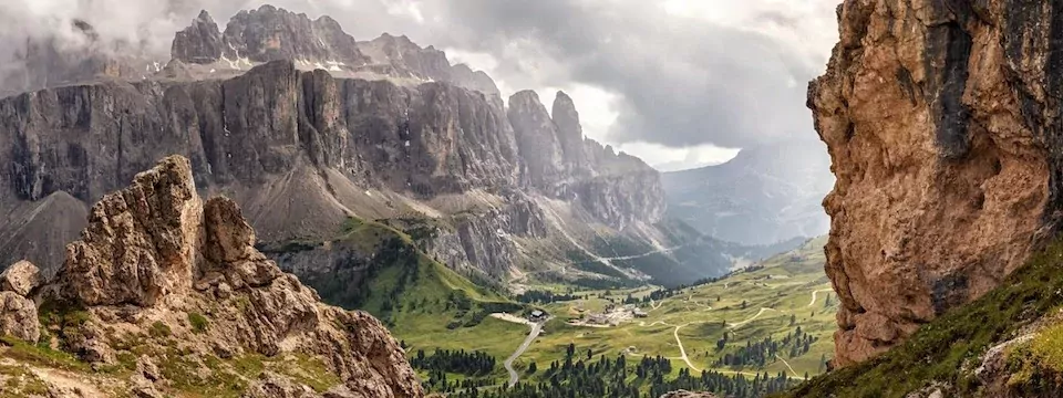 huttentocht puez odle nature_park dolomieten italiaanse alpen italie berghut puez tour at the puez odle nature park (tvb val gardena)