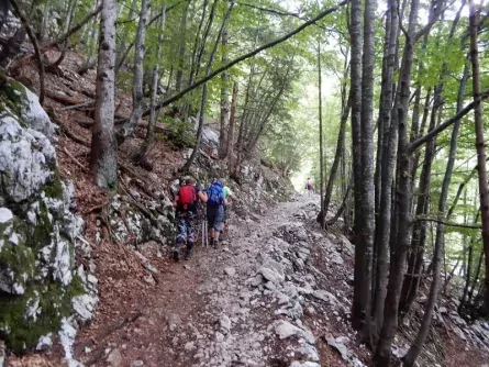 huttentocht julische alpen slovenie goriska wandelen krn lakes hut lepena 2