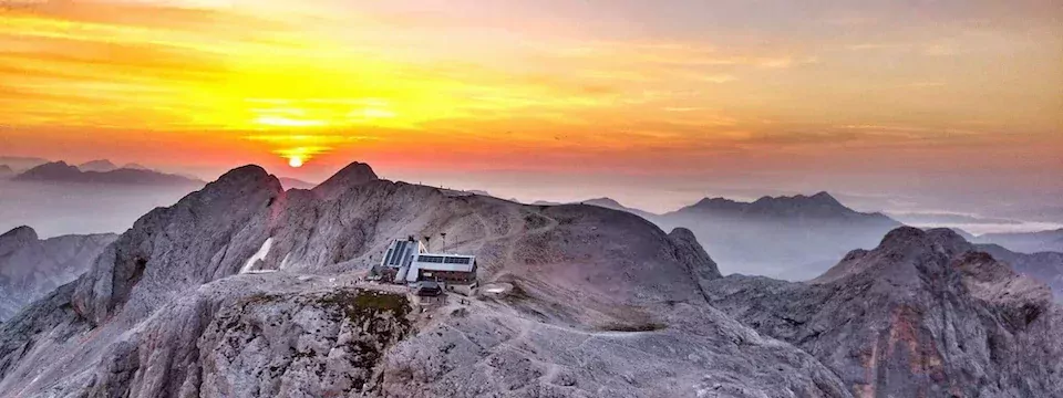 beklimming mt triglav huttentocht wandelvakantie slovenie julische alpen bled avontuur bucketlist triglavski dom na kredarici 