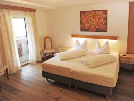 outdoor active otztal tirol oetz pension olympia kamer2