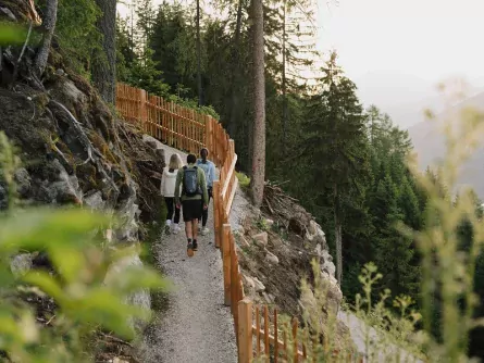 wandelvakantie stubaital oostenrijk sunnenseitn weg 3