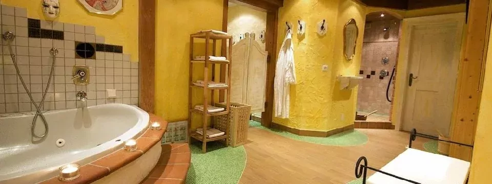 outdoor active zillertal outdoorvakantie oostenrijk tirol mayrhofen hotel landhaus carla wellness